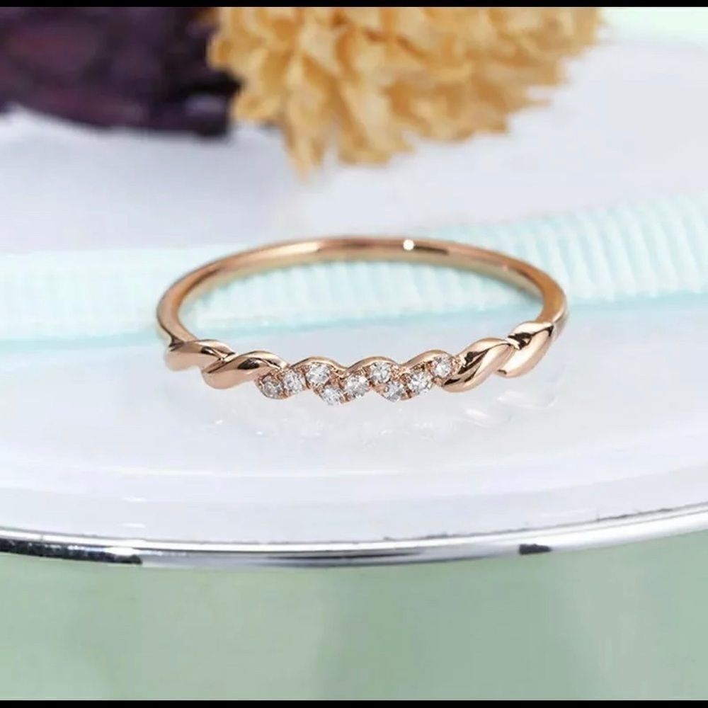 DaintyāRoseĀ GoldāPLATEDāCZāDiamondāRing
